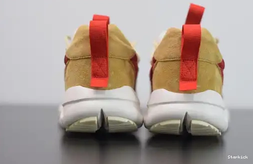Tom NikeCraft 2.0 Mars Space Shoe Camp Sachs AA2261-100 Yard 0428